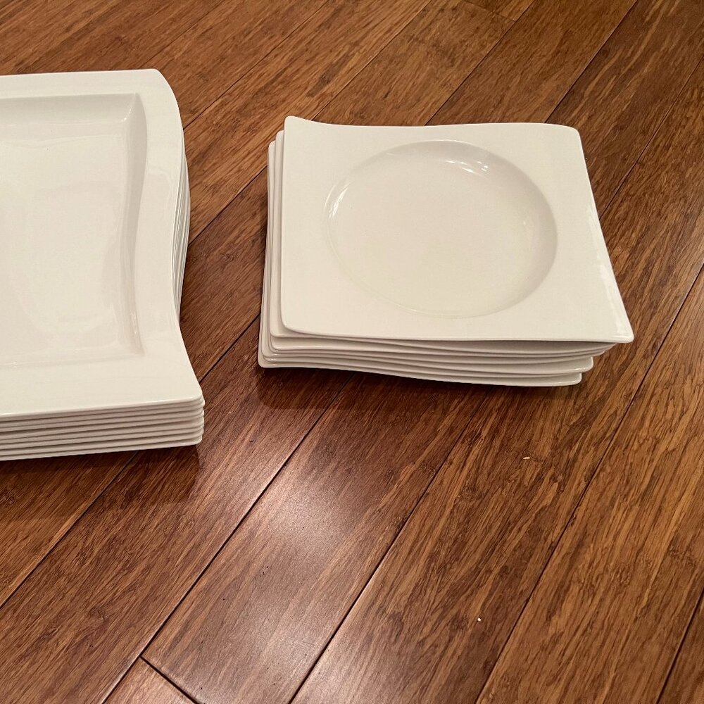 Villeroy & Boch “NewWave” -10 Inch Plates--All White
